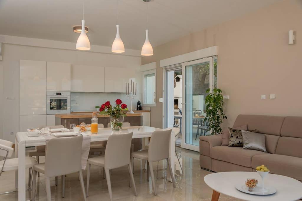 Villa Graf Podstrana Esterno foto